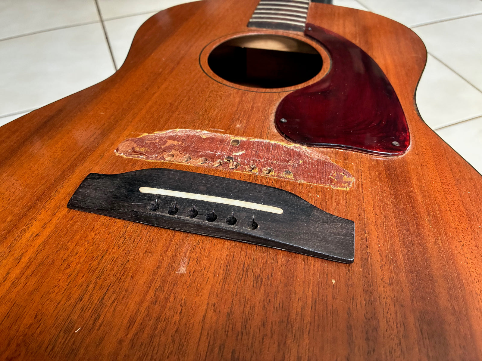 Vintage 1965 Gibson LG-0 Acoustic Guitar and Case