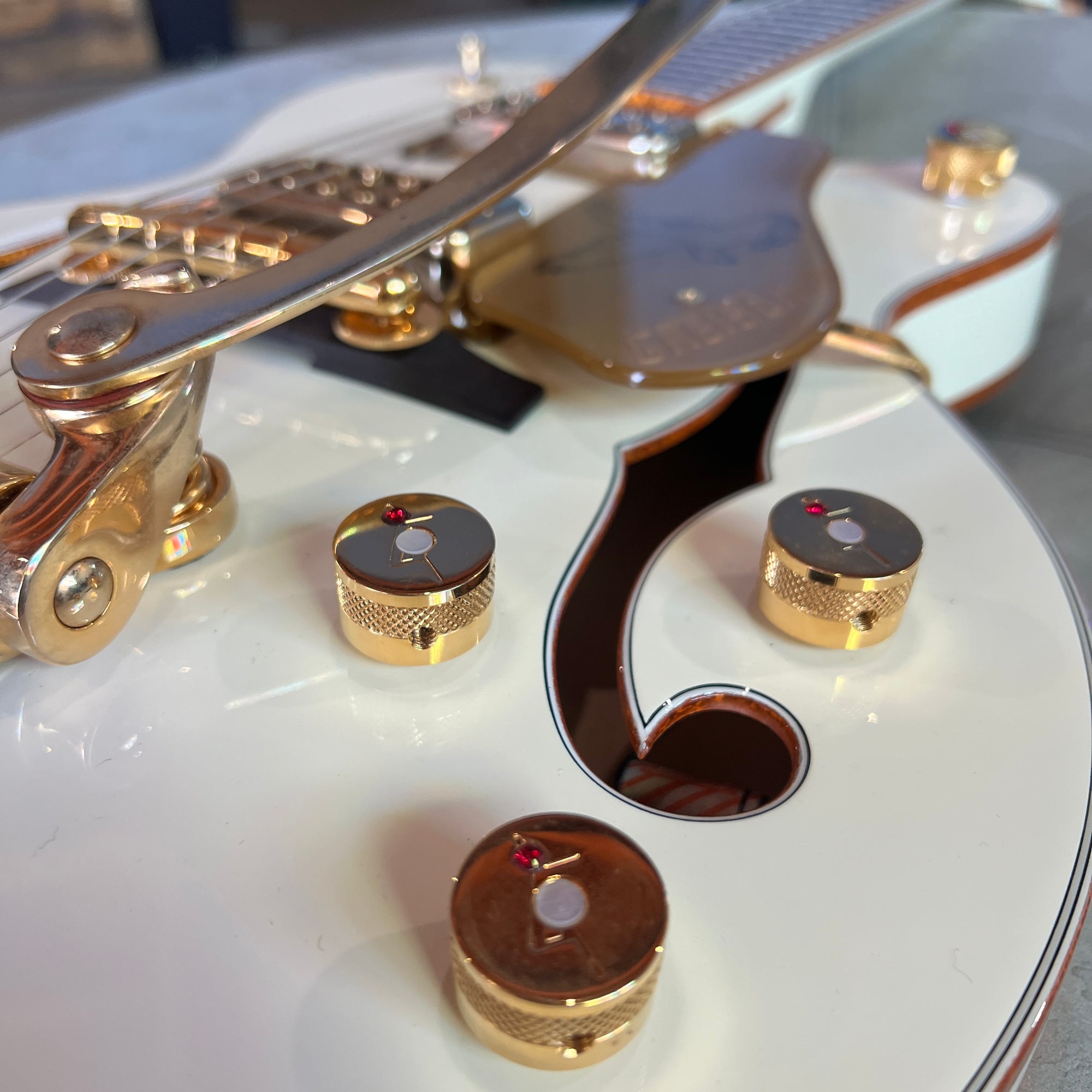Gretsch White Falcon Jr Limited Edition - 2016