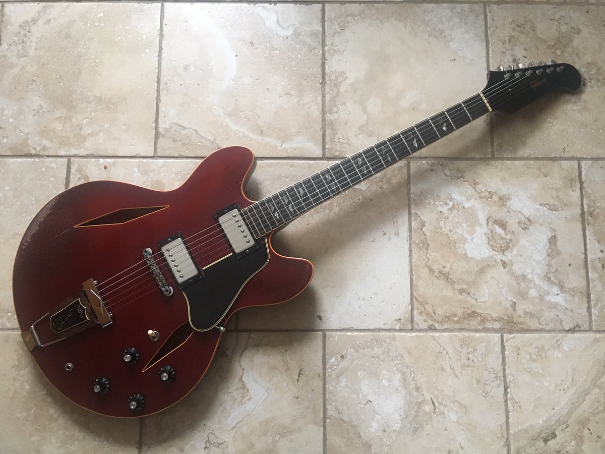 1967 Gibson Trini Lopez - Sparkling Burgundy