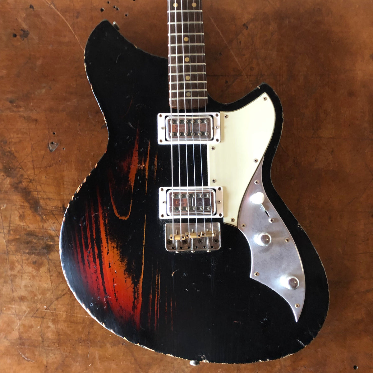 Novo Serus T Guitar - Custom HH - Black over 3 Tone Sunburst - #17140 - Used