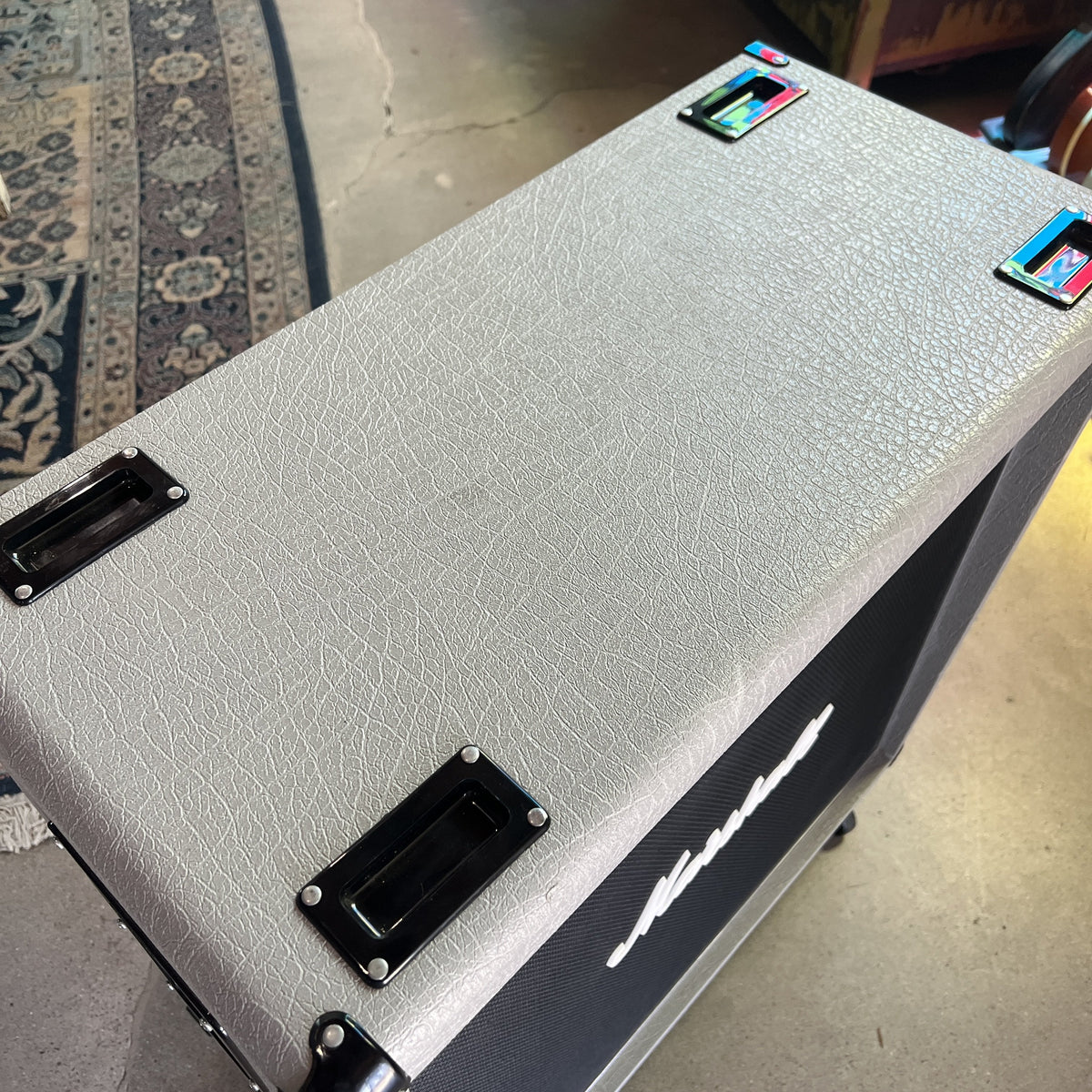 Marshall 2555X Silver Jubilee 100-Watt Full Stack with Dual 2551BV 4x12 Cabinets (UK Made)