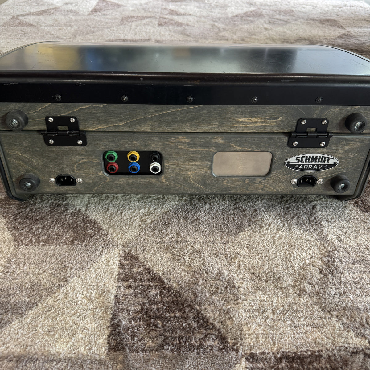 Used Schmidt Array SA550XDM Pedalboard w/ Lid & 2 Connector Boxes – Excellent Condition
