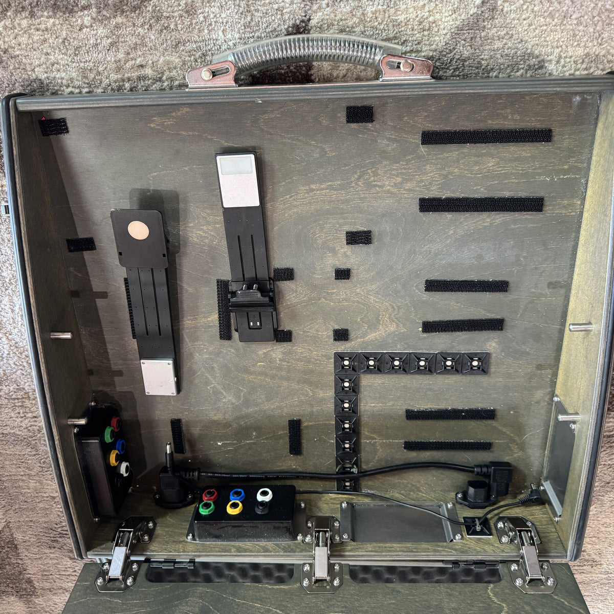 Used Schmidt Array SA550XDM Pedalboard w/ Lid & 2 Connector Boxes – Excellent Condition