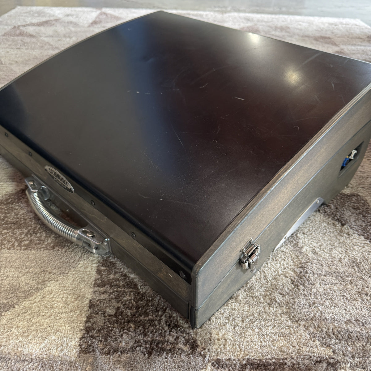 Used Schmidt Array SA550XDM Pedalboard w/ Lid & 2 Connector Boxes – Excellent Condition