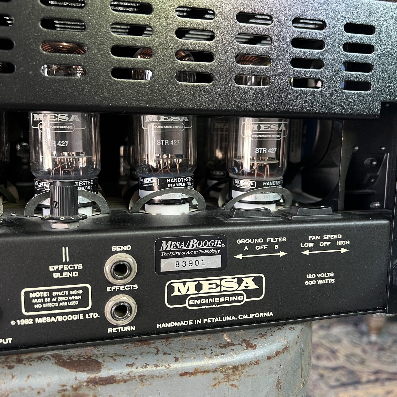 Mesa/Boogie Bass 400+ Rackmount Tube Bass Amplifier (Excellent Condition)