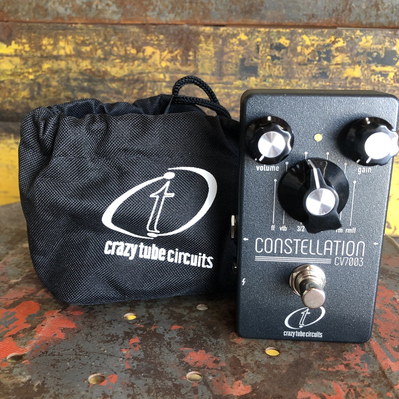 Crazy Tube Circuits Constellation CV7003