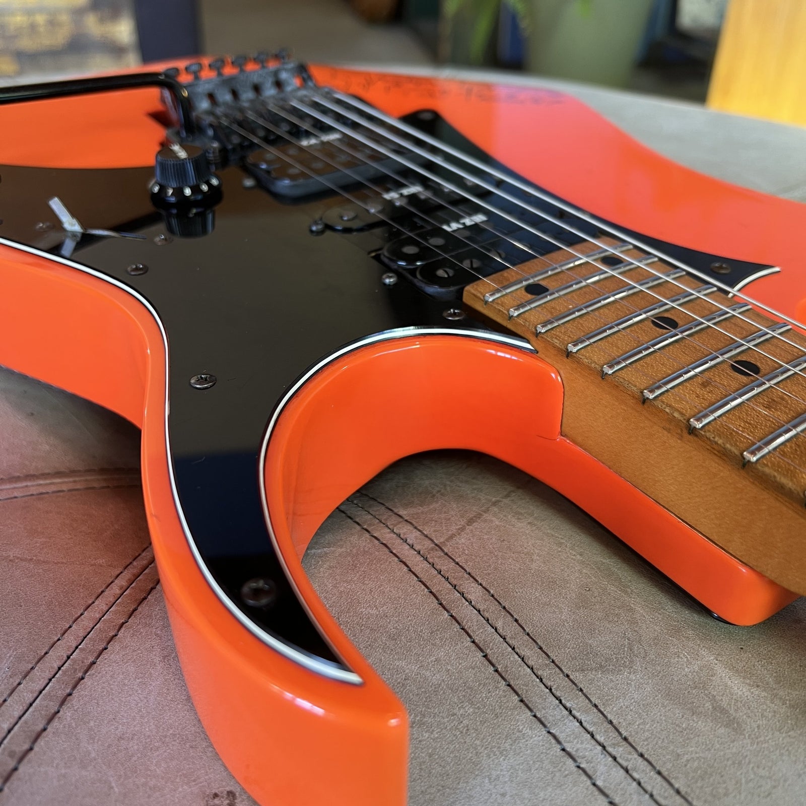 1987 Ibanez RG550 Prototype – Owned and Signed by Steve Vai (FujiGen, Japan)