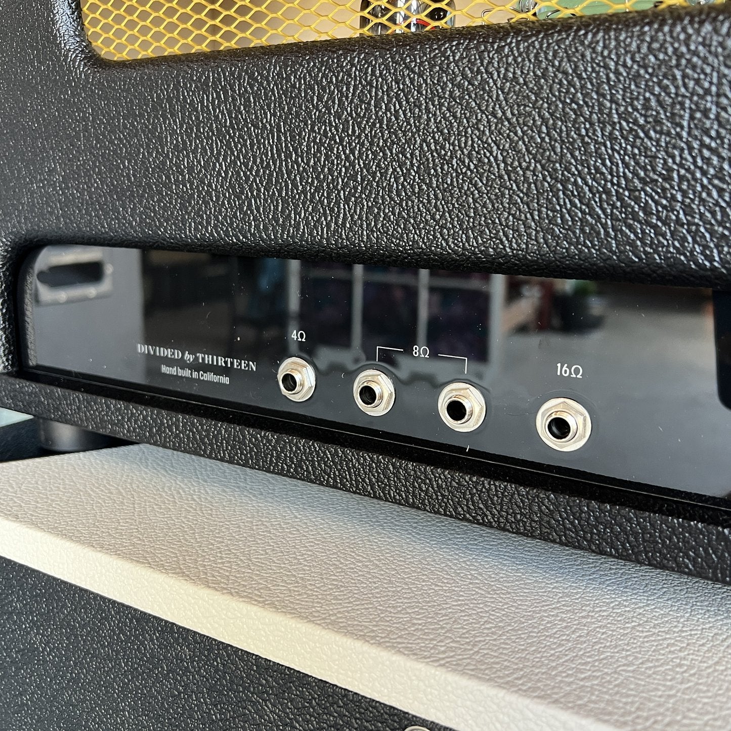 Divided by 13 CCC 9/15 Head - Black Bronco Tolex / Cream V