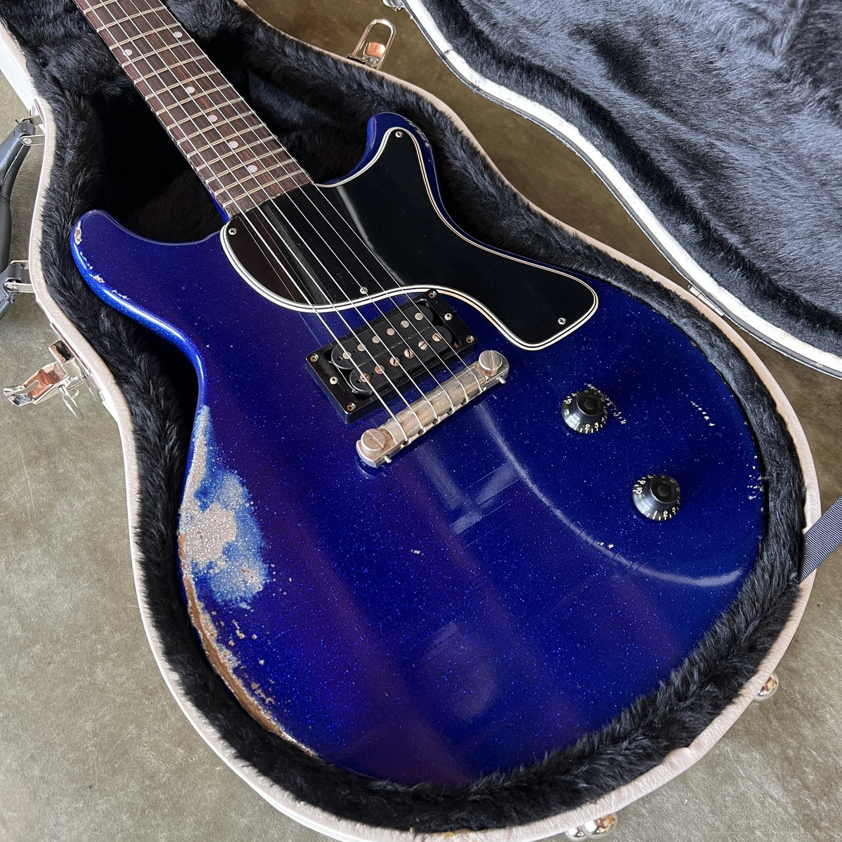 Rock N Roll Relics Thunders - Sparkle Blue Relic