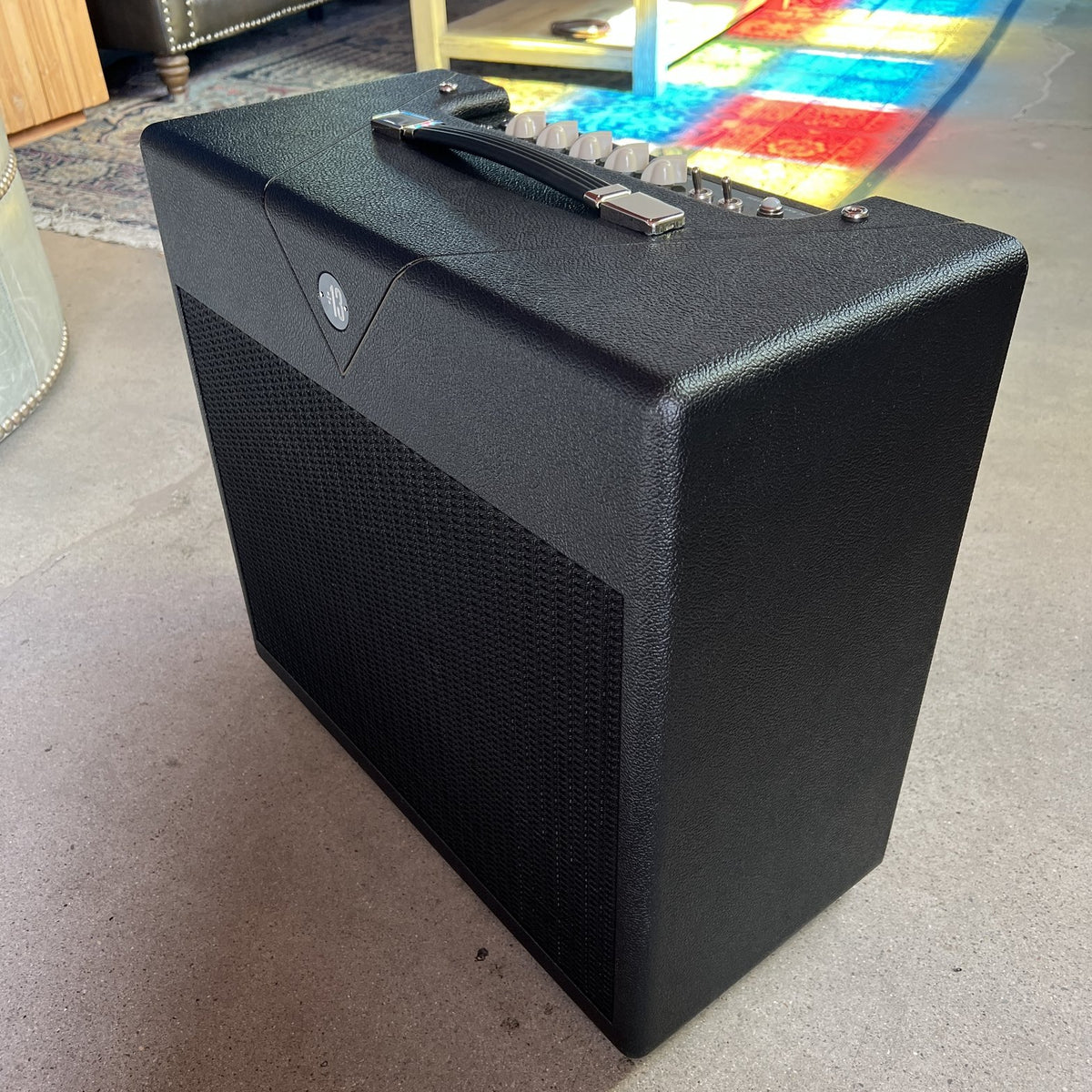 Divided by 13 AMW 39 Combo - Black Bronco Tolex / Black V