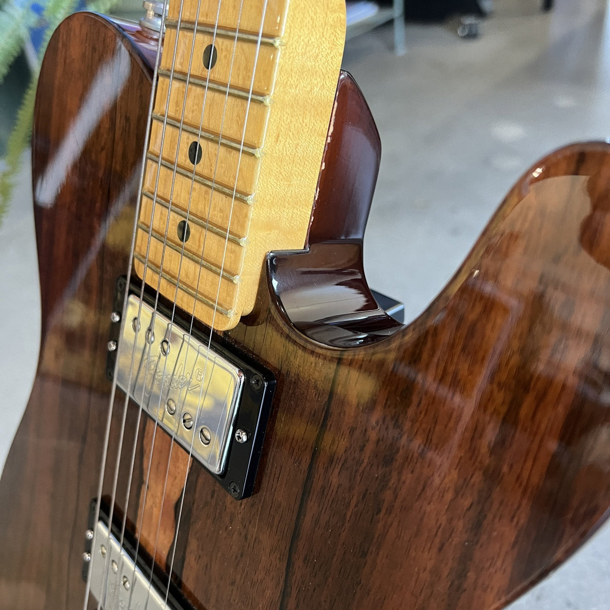 Fender Select Telecaster HH, Birdseye Maple Fingerboard, Natural