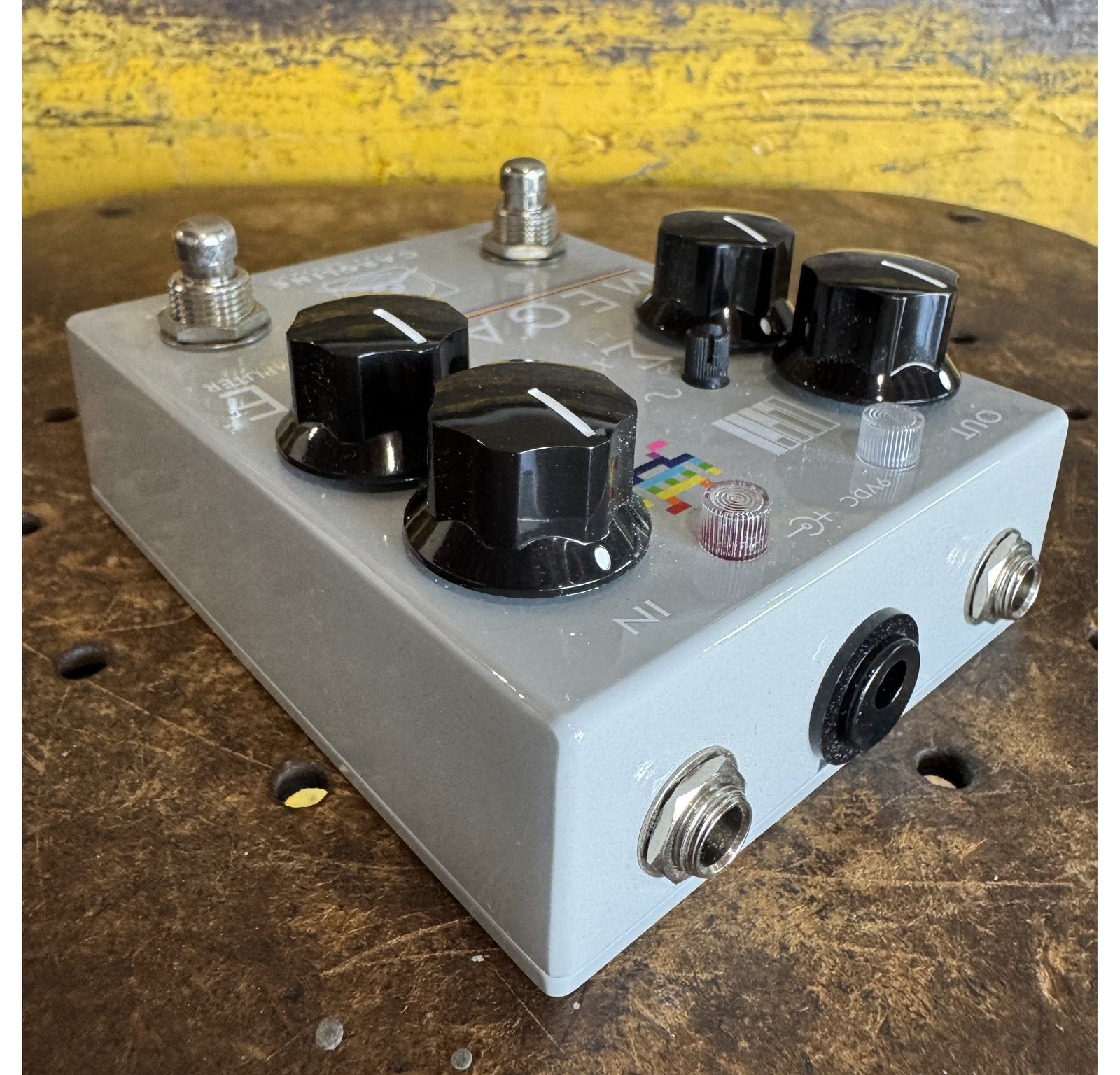 Caroline Guitar Company Megabyte Lo-Fi Delay Computer