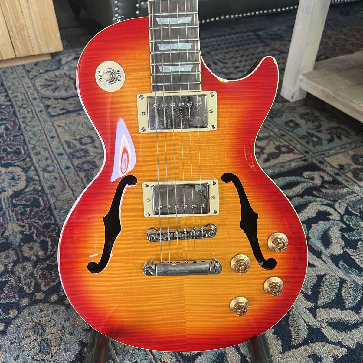 2016 Epiphone Les Paul Florentine PRO Semi-Hollow – Faded Cherry Burst