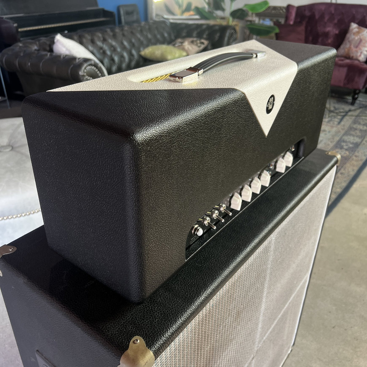 Divided by 13 FRT 37 Head - Black Bronco Tolex / Cream V