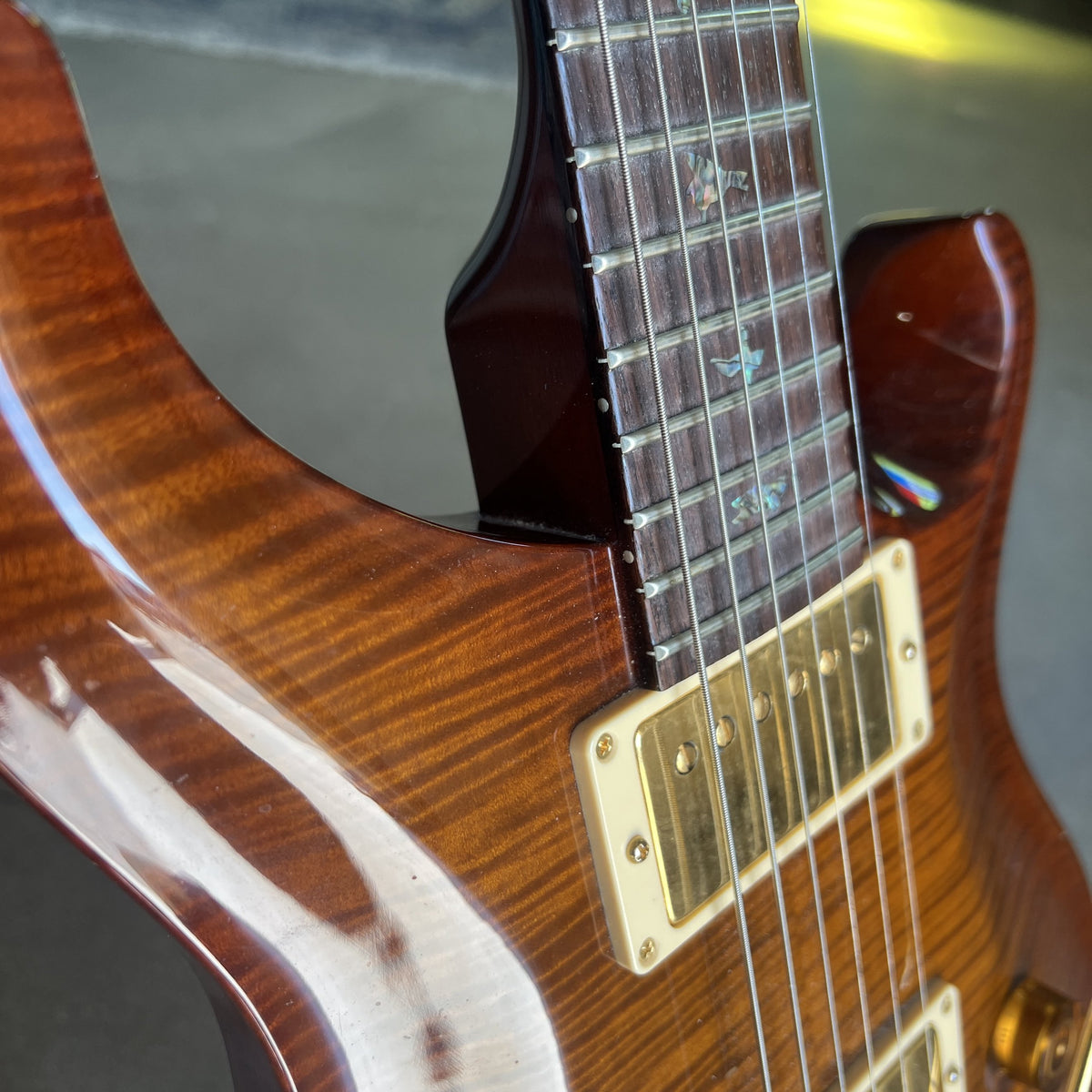 2006 PRS Custom 22 Figured Flame Maple Top - Bird Inlays & Gold Hardware