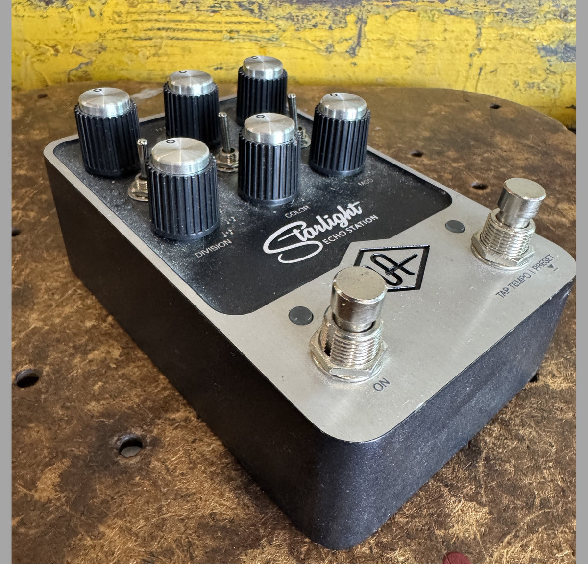 Universal Audio Starlight Echo Station