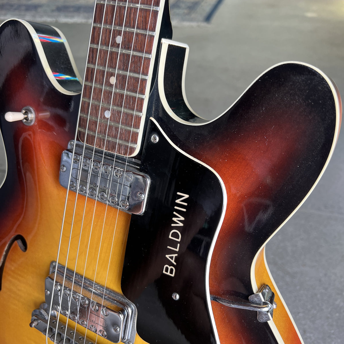 Vintage Baldwin 706 Hollowbody Electric Guitar (1967-1970) – Sunburst, Made in Italy