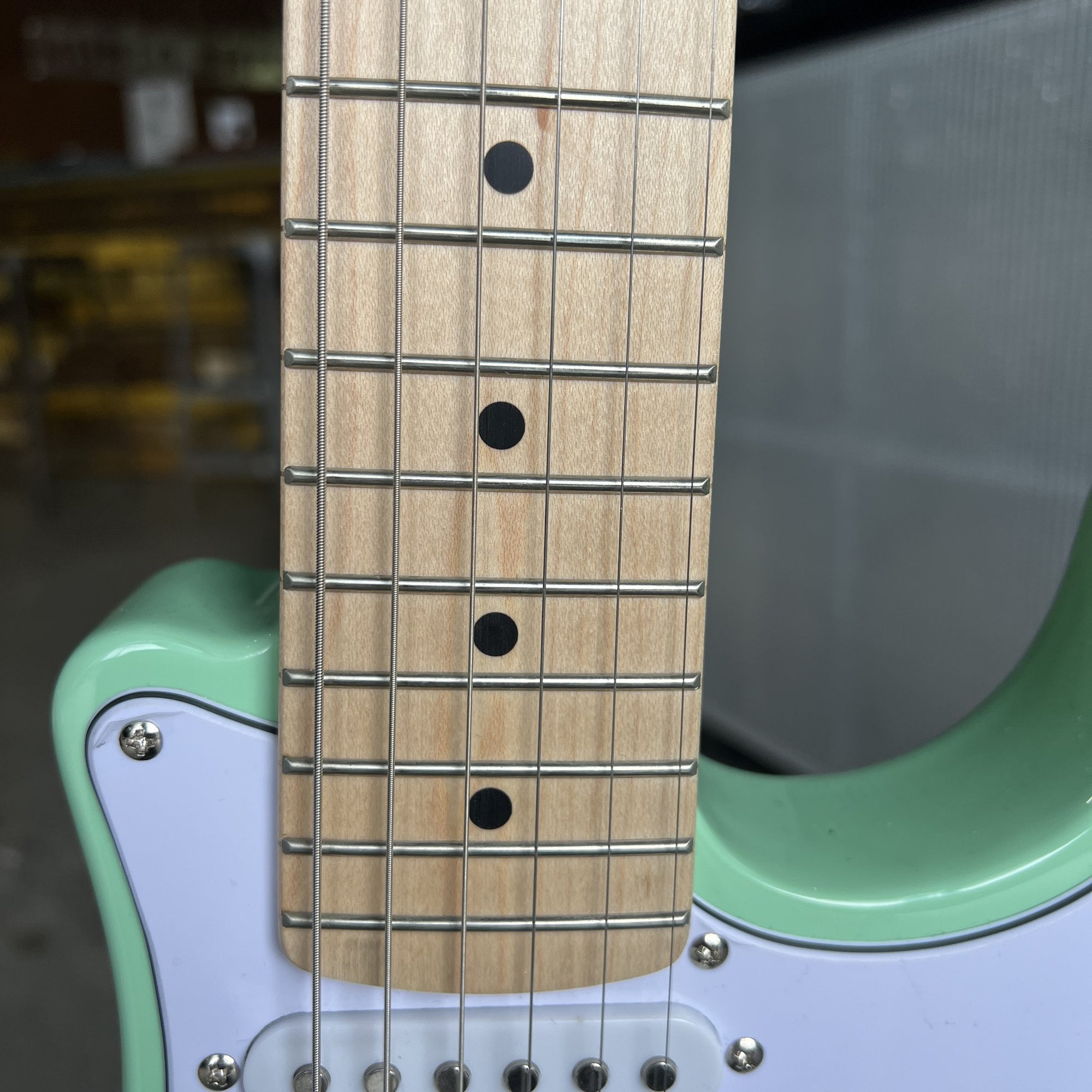 Traveler Guitar Travelcaster SSS Deluxe - Surf Green