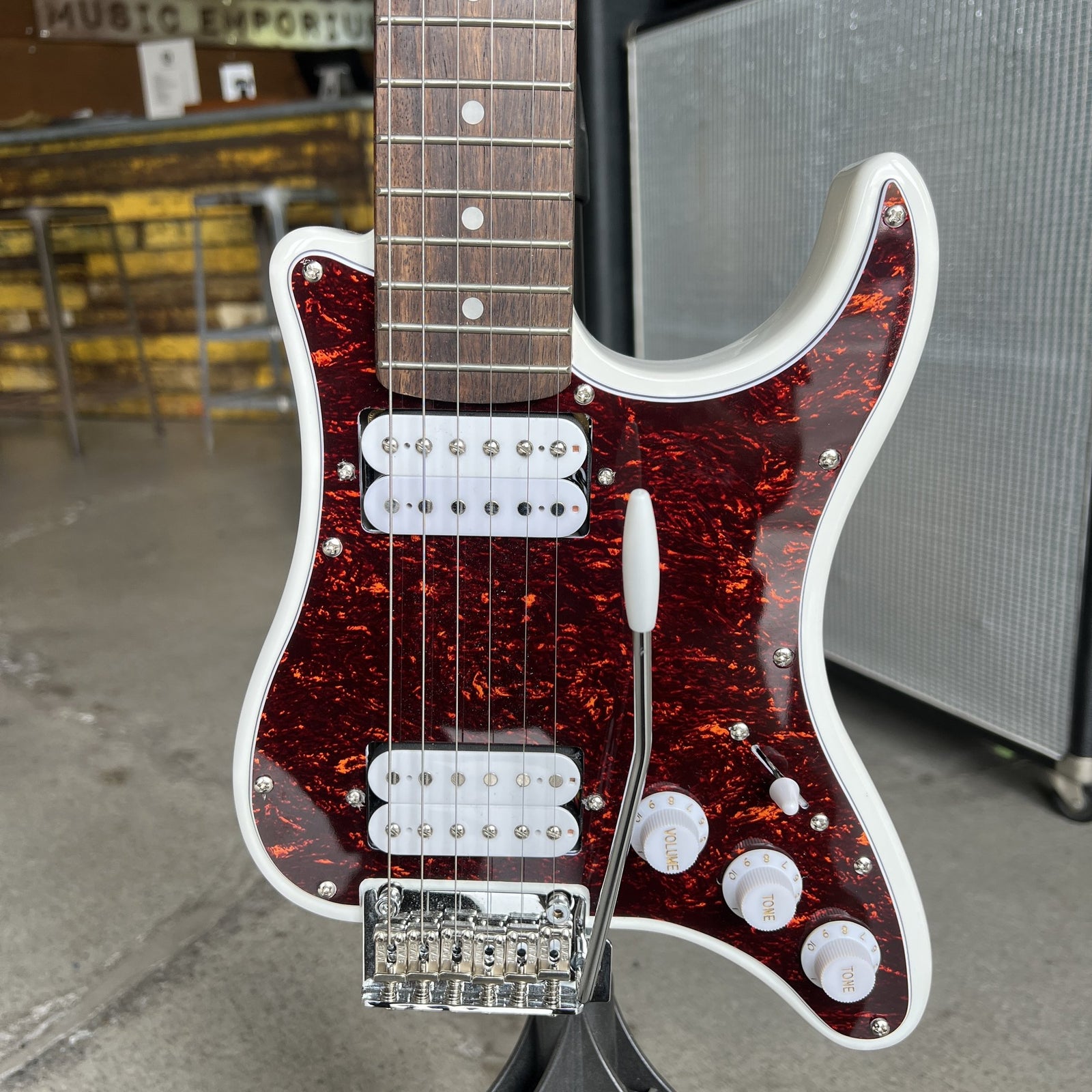 Traveler Guitar Travelcaster HH Deluxe - Olympic White