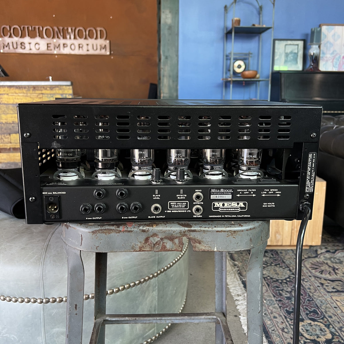 Mesa/Boogie Bass 400+ Rackmount Tube Bass Amplifier (Excellent Condition)