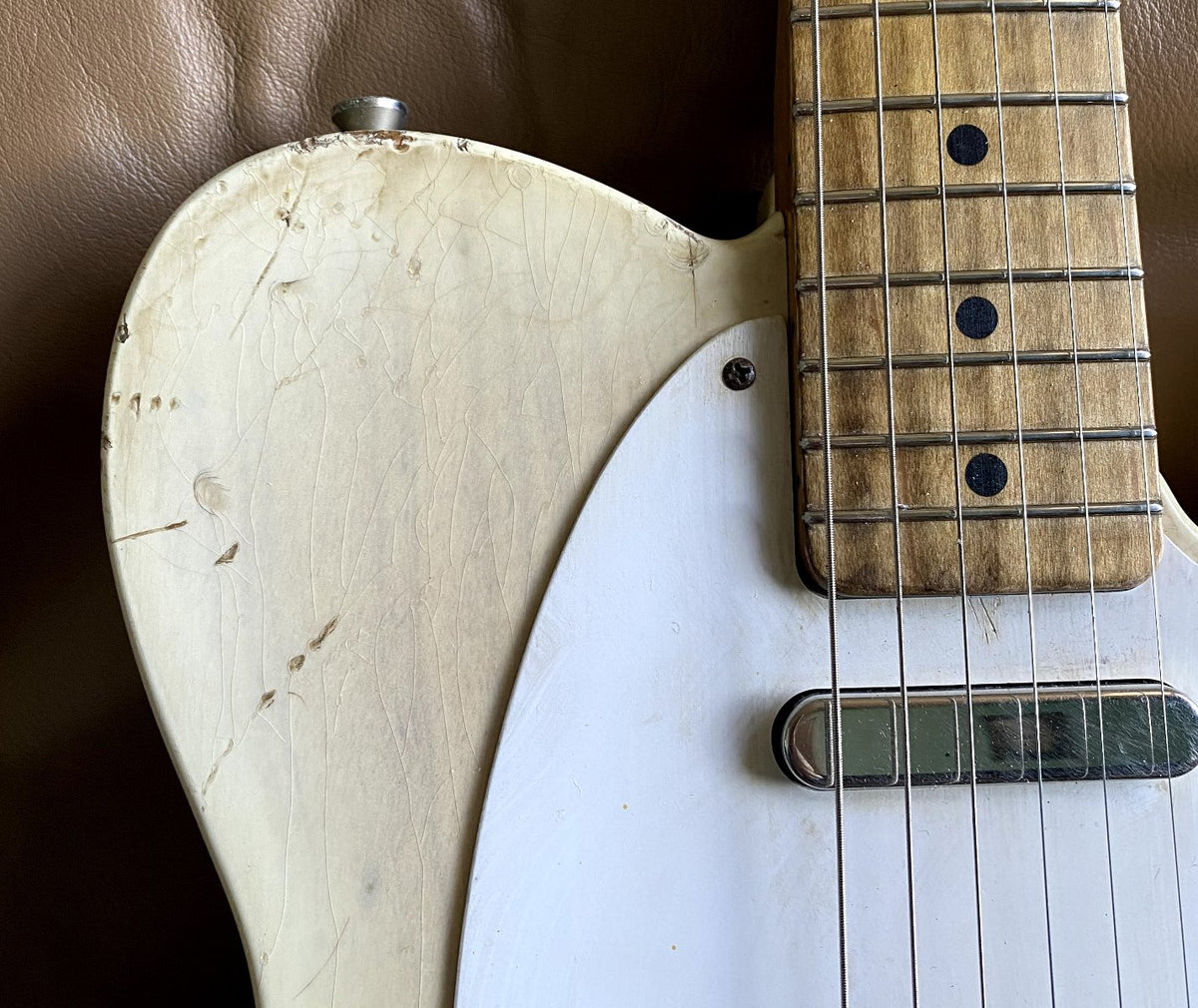 Revelator Guitars - '57 RetroSonic T-Style - White Guard - White Blonde