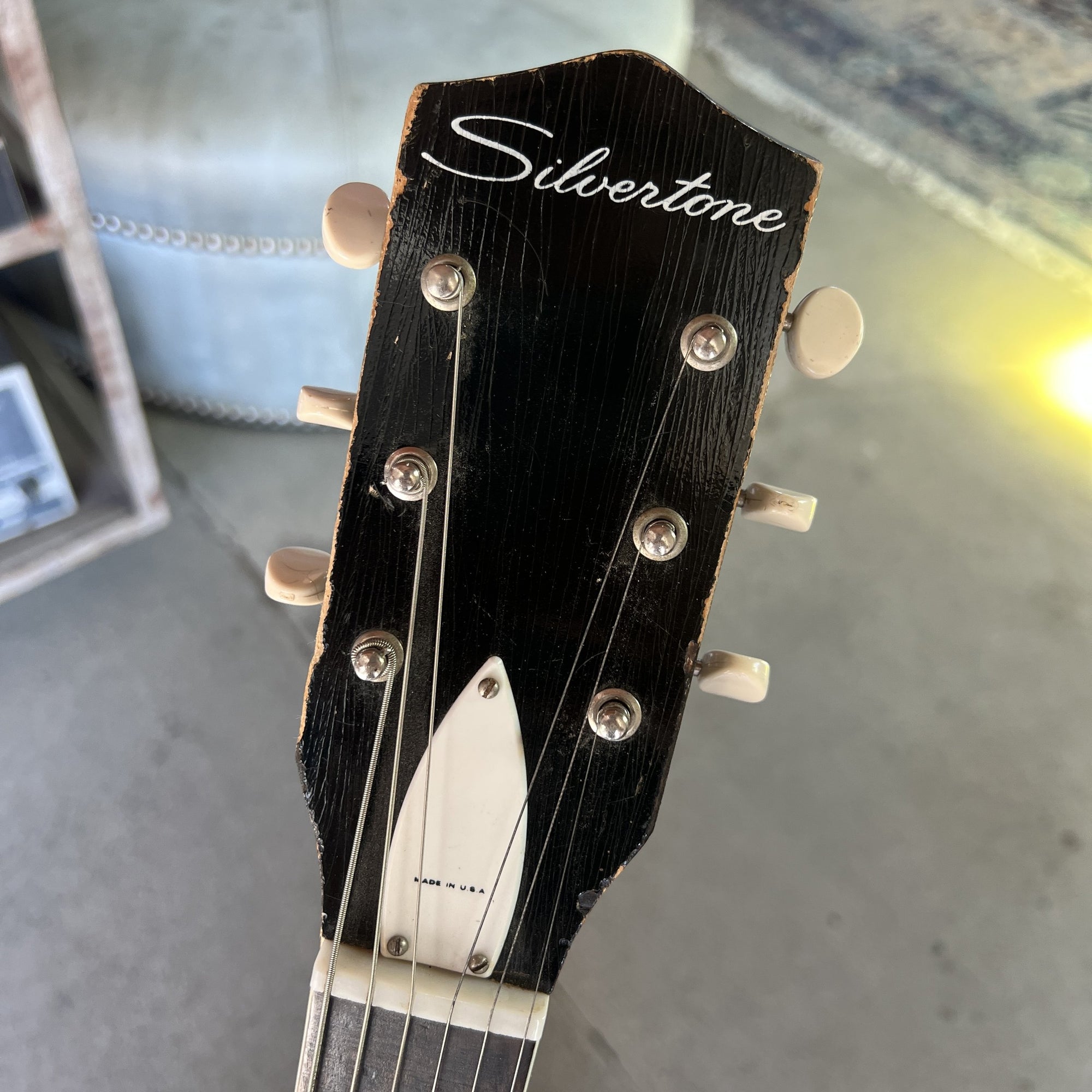 Vintage 1966/67 Silvertone 1439 Hollowbody Guitar