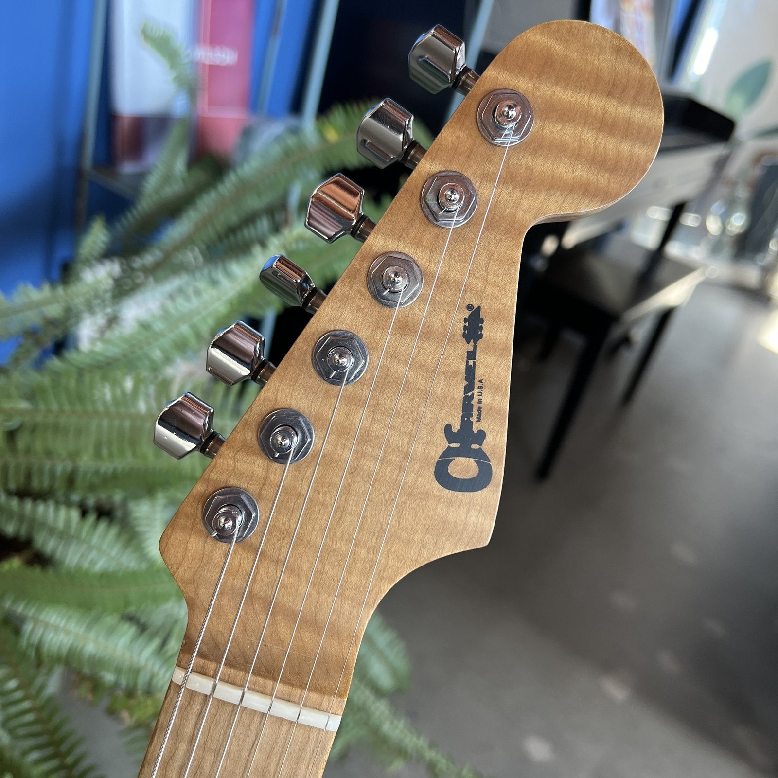 Charvel Guthrie Govan Signature HSH Limited Britannica Red - 2016