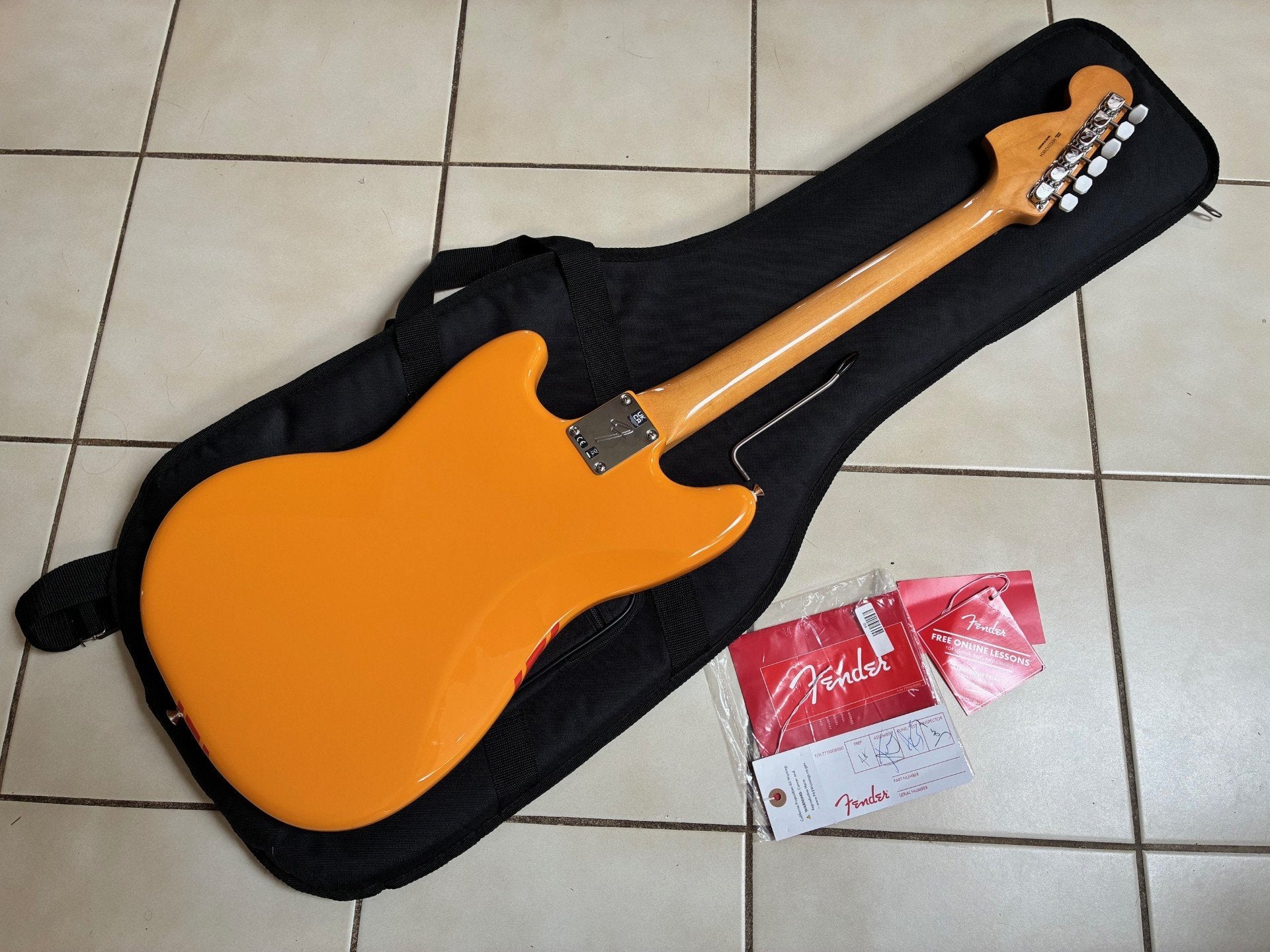 2024 Fender Mustang - Vinterra 2 Series - Competition Orange - Mint