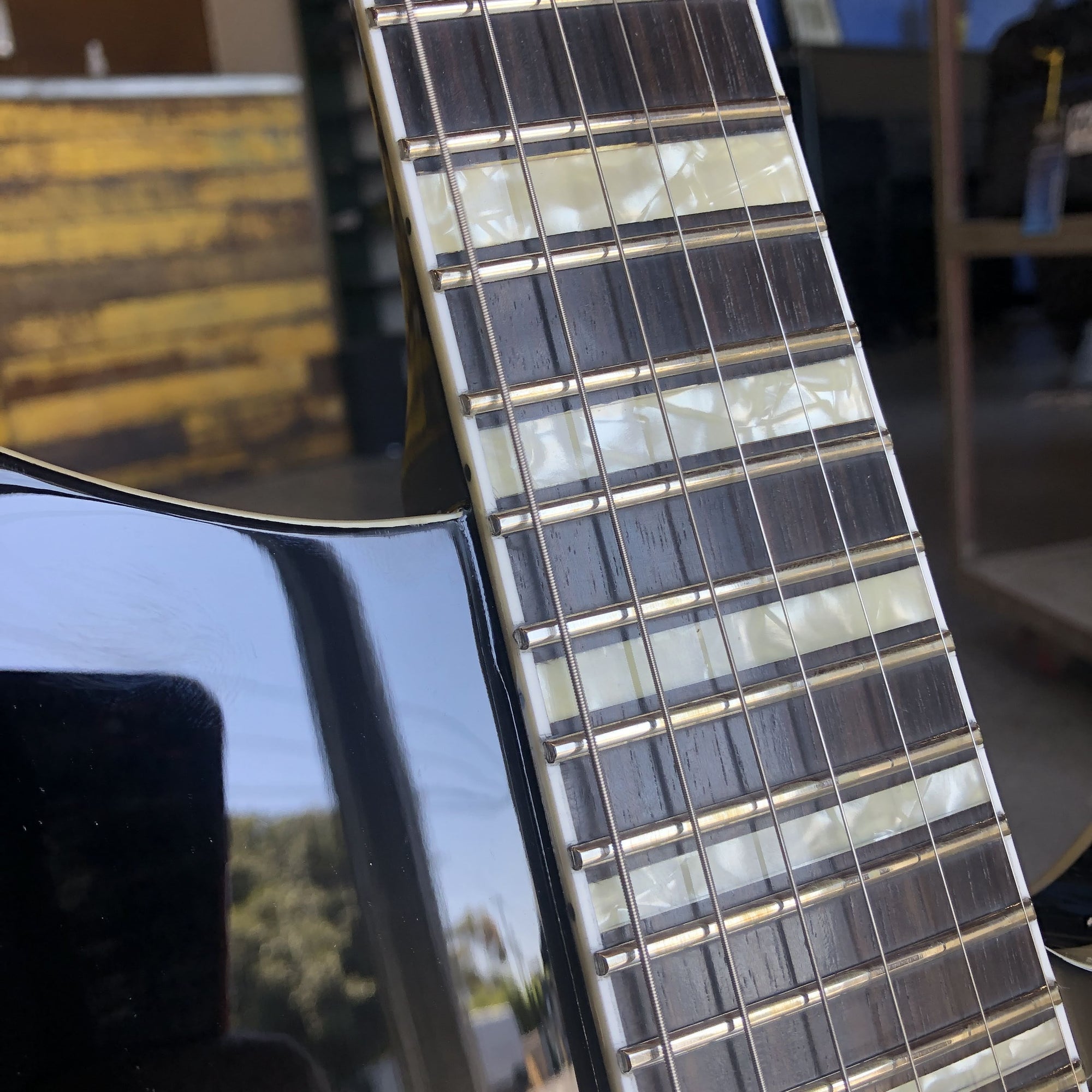 Rivolta Guitars Combinata VII - Toro Black