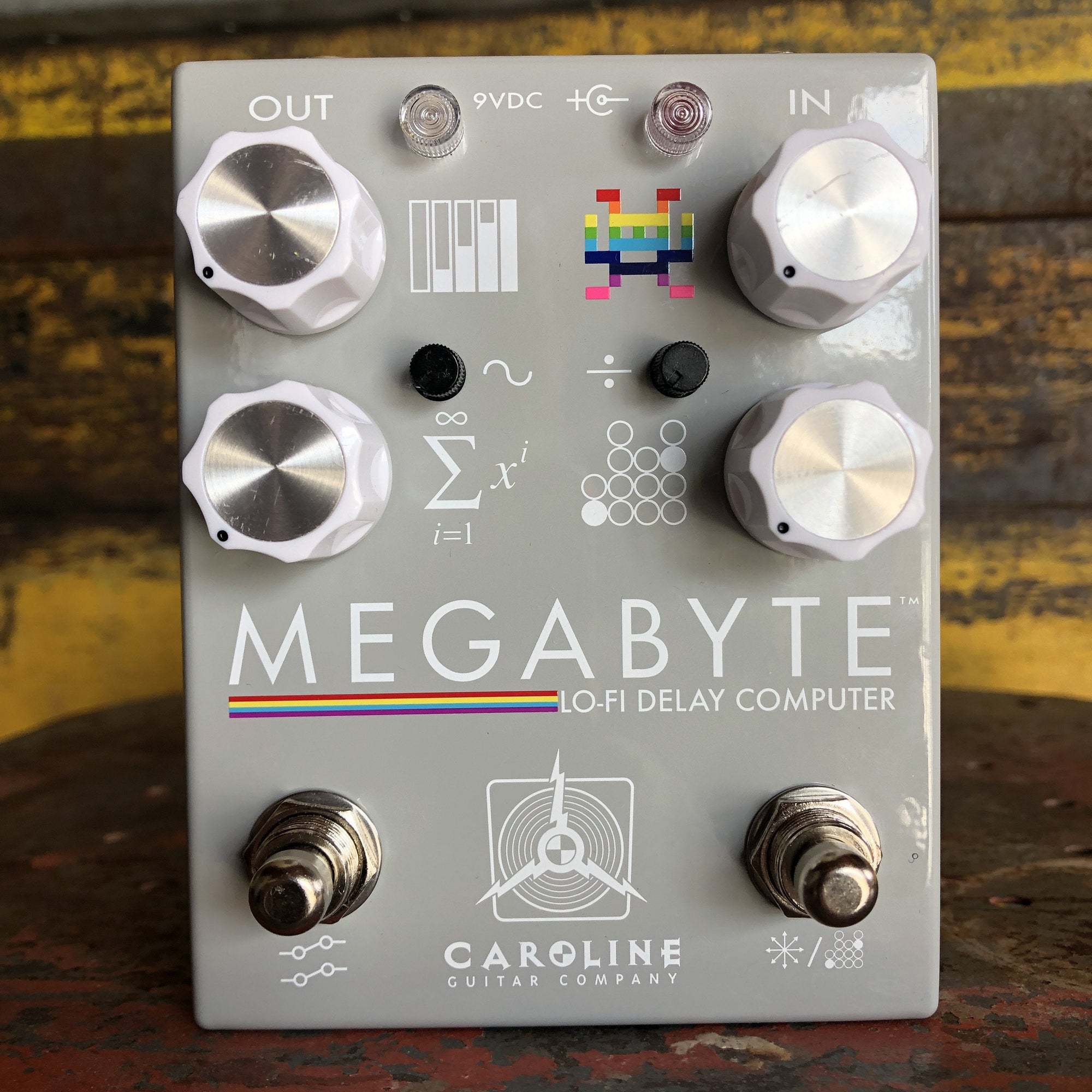 Caroline Guitar Company Megabyte Lo-Fi Delay Computer