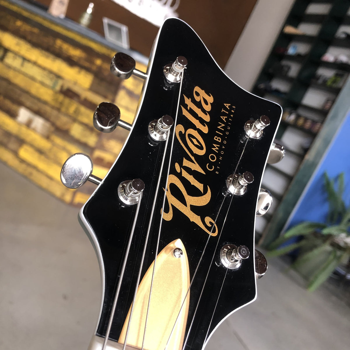 Rivolta Guitars Combinata XVII LTD - Ice Blue Metallic