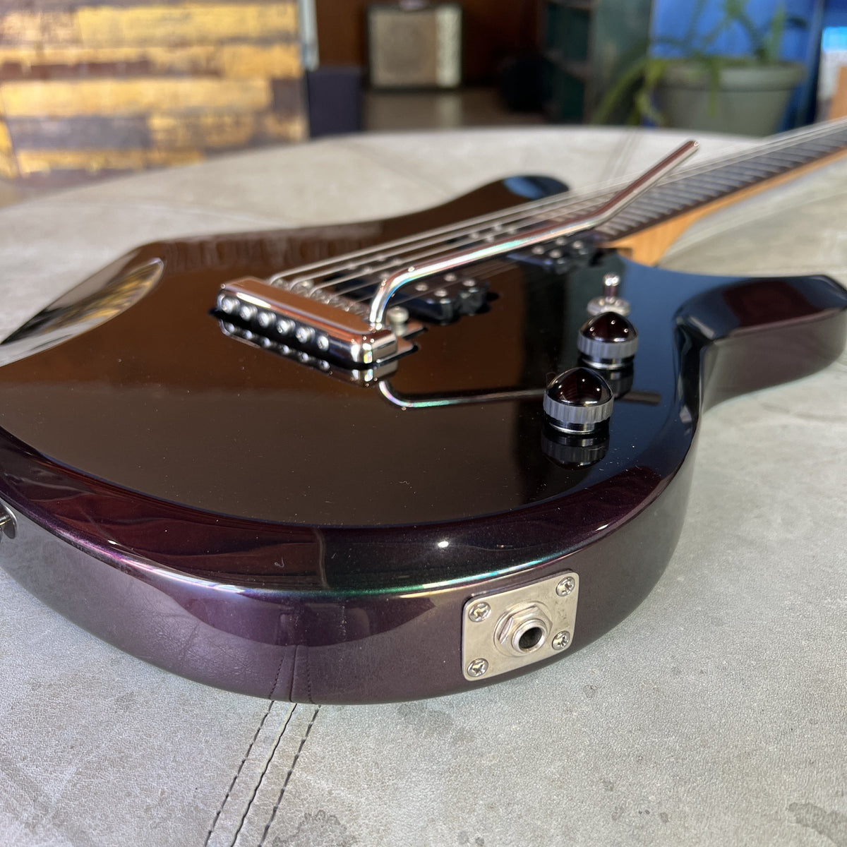 2001 Ernie Ball Music Man John Petrucci JP6 (First-Year Production) – Mystic Dream