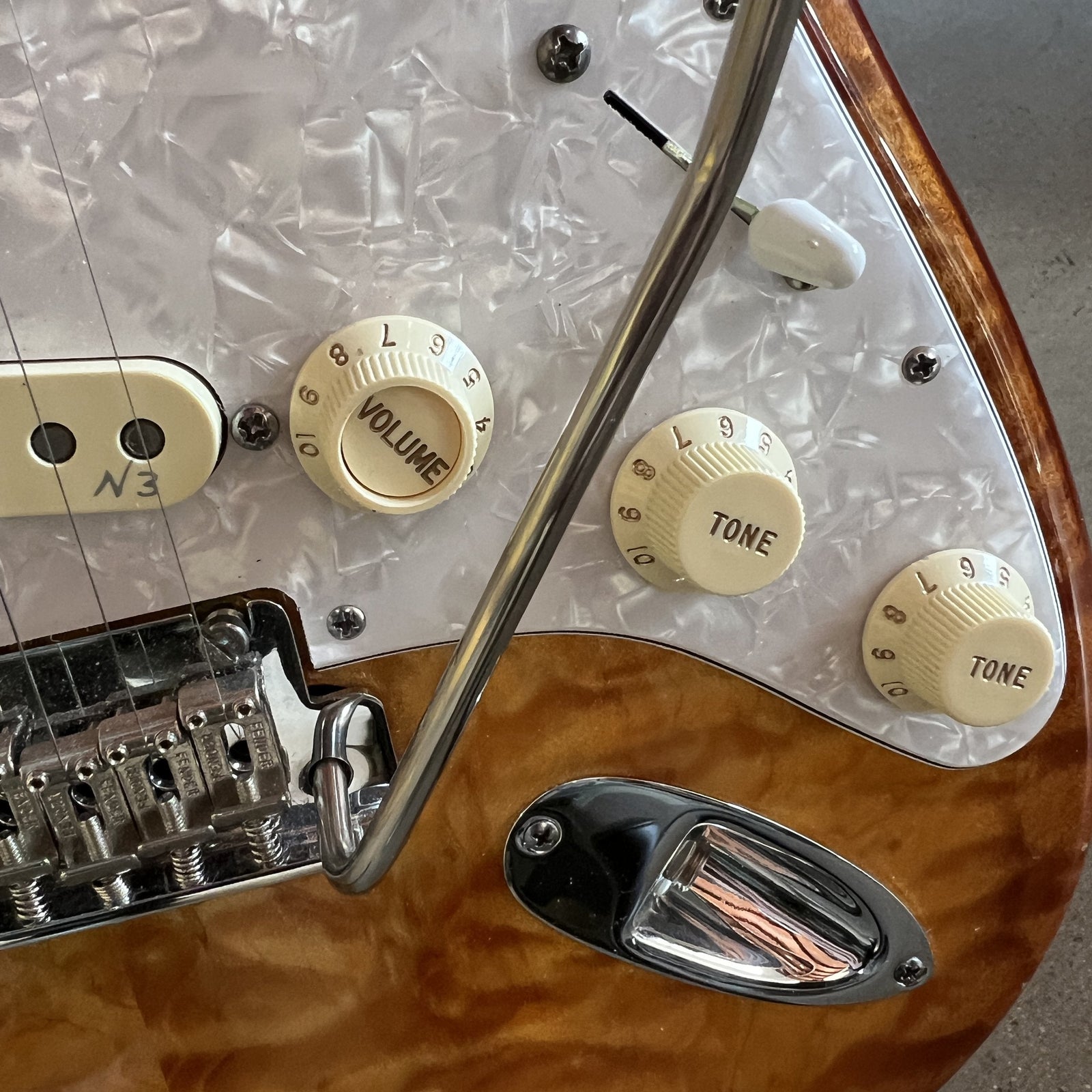 Fender Select Stratocaster Exotic Quilt - 2014