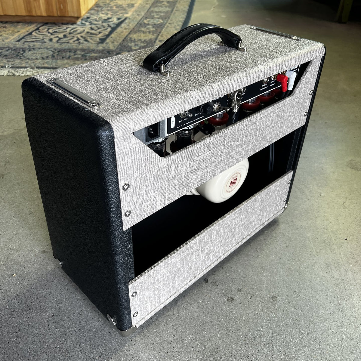 Milkman Sound 20W Creamer, Two Tone Black, Fane A60