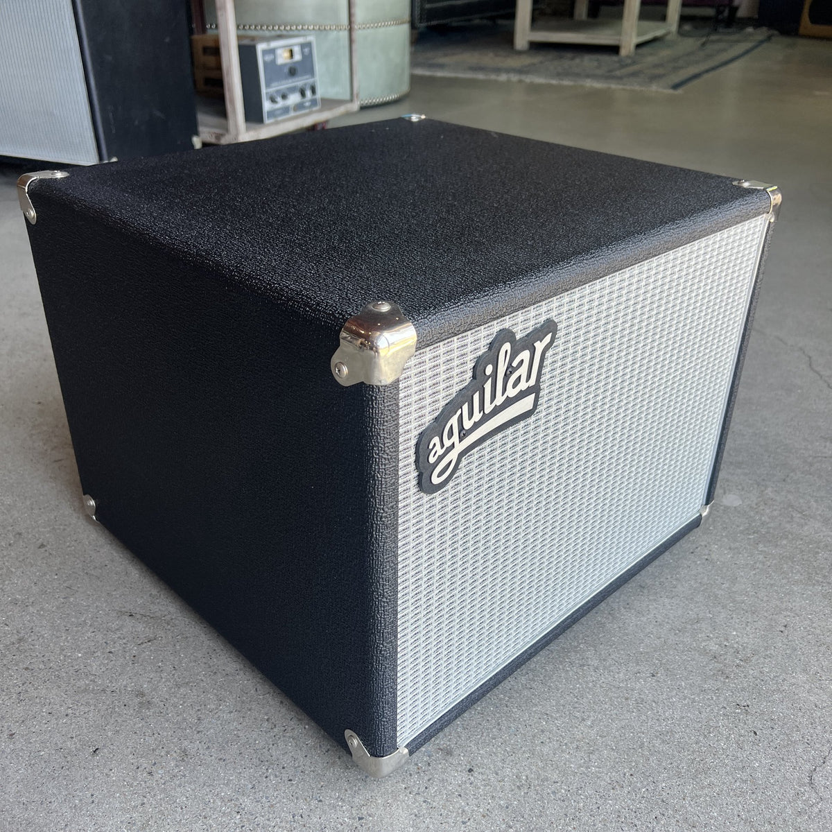 Aguilar DB 112 Bass Cabinet - 1x12" 300-Watt, 8-Ohm (Mint Condition)