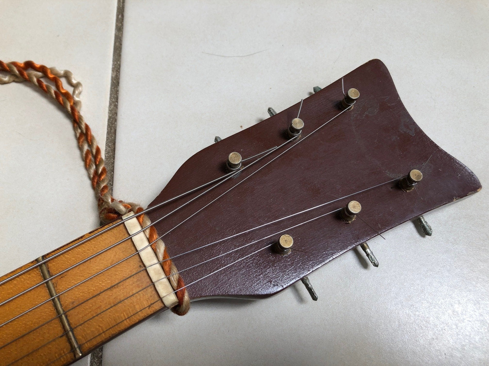 Vintage 1950’s Kay Sizzler guitar and case