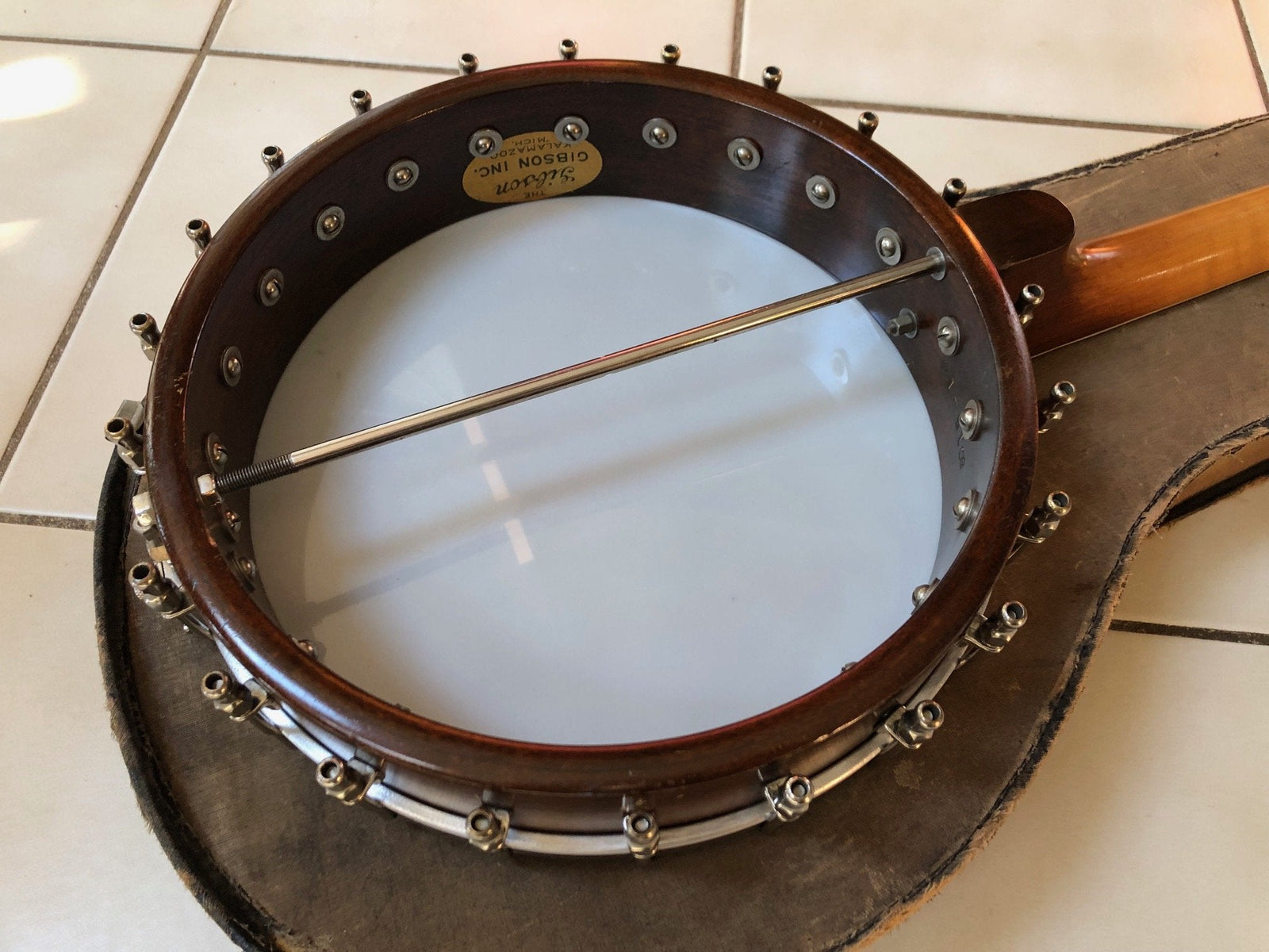 1925 Gibson TB-0 tenor banjo vintage guitar