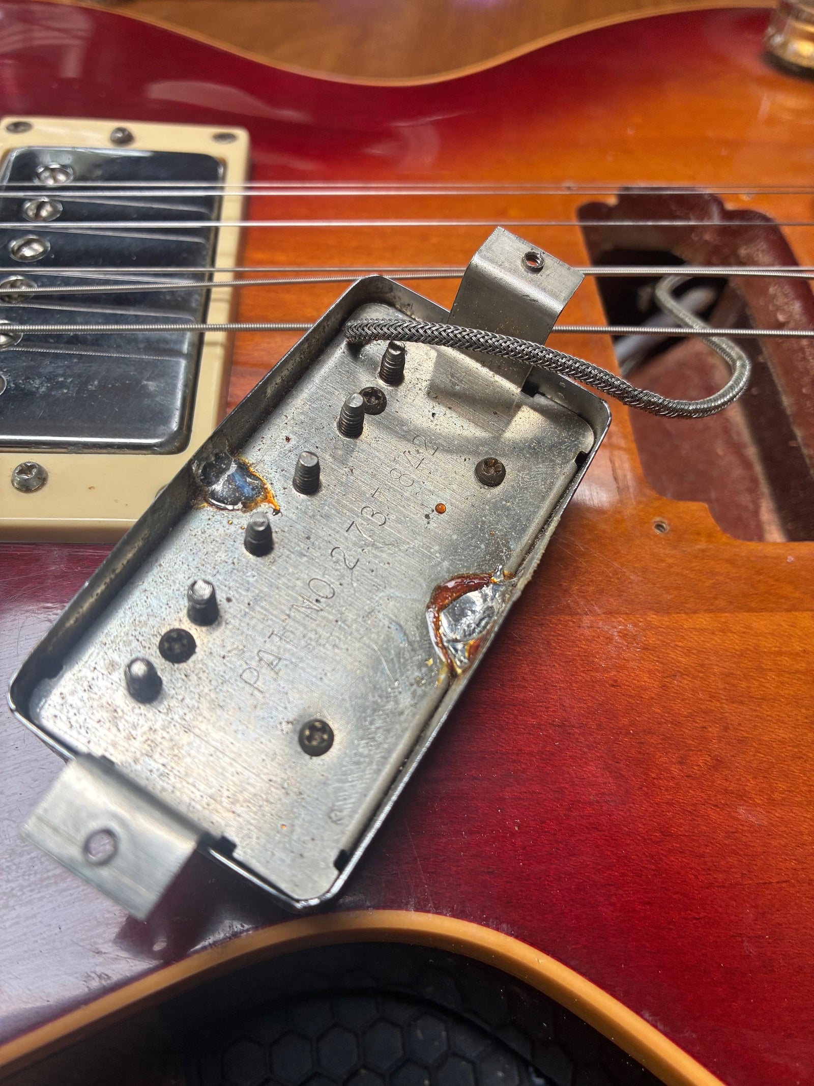 Vintage 1986 Gibson Les Paul Standard Guitar & Case - Sunburst