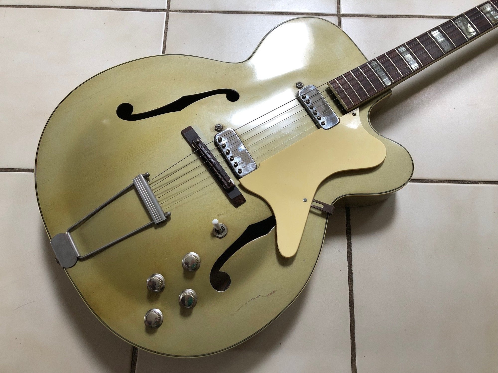 Vintage 1956 Kay Archtop Guitar 8991 Upbeat