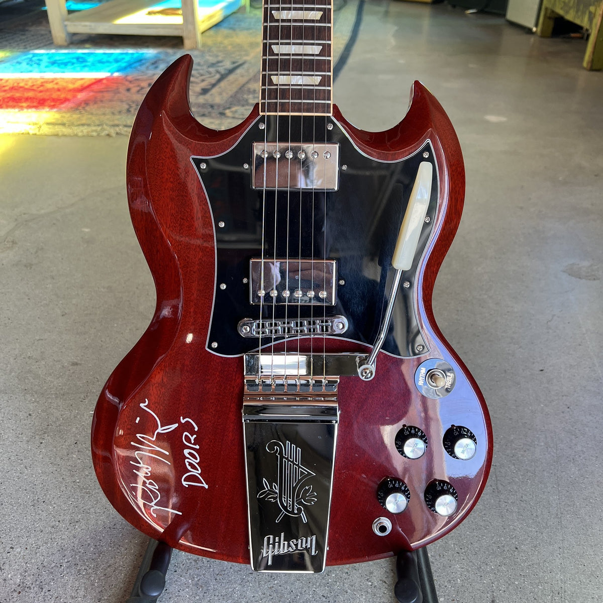 Robby Kreiger Owned Gibson 50th Anniversary SG Robby Krieger Signature (2012) – The Doors, Maestro Vibrola