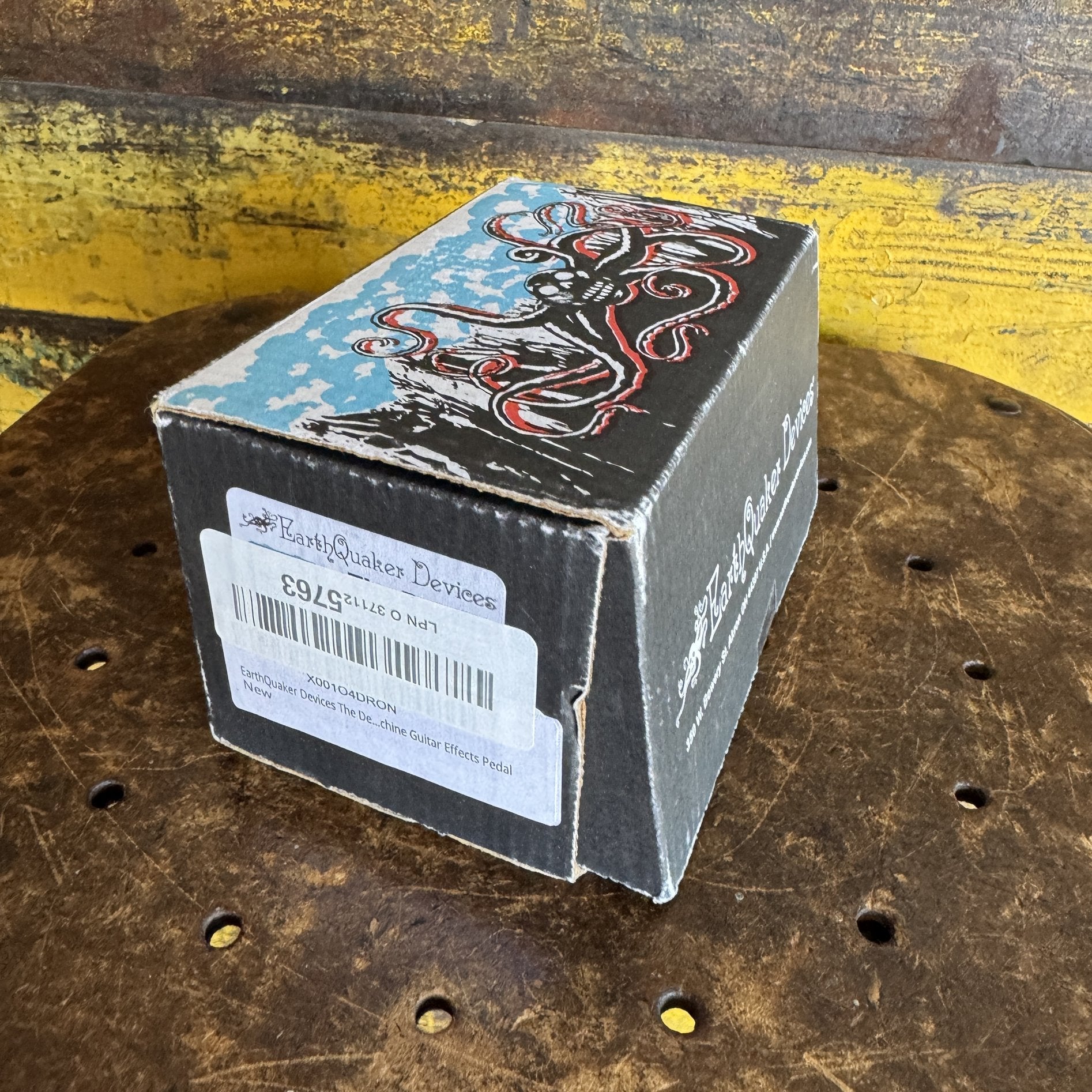 EarthQuaker Devices The Depths V2