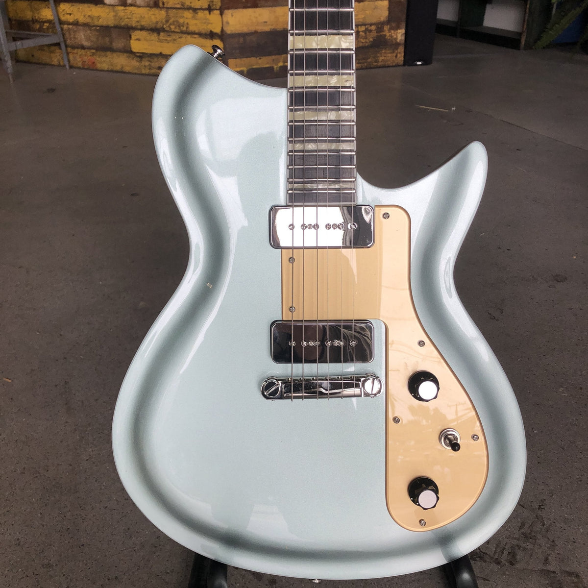 Rivolta Guitars Combinata VII - Ice Blue Metallic