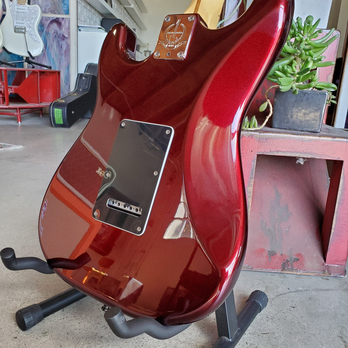 2014 Fender American Standard Stratocaster - Bordeaux Metallic