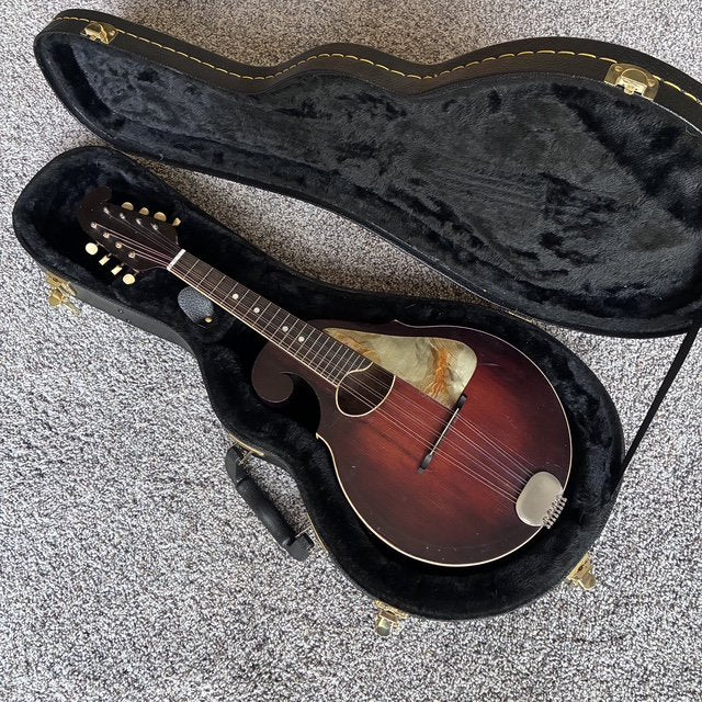 Vintage 1920’s Regal Acoustic Mandolin & Case Reverse Scroll