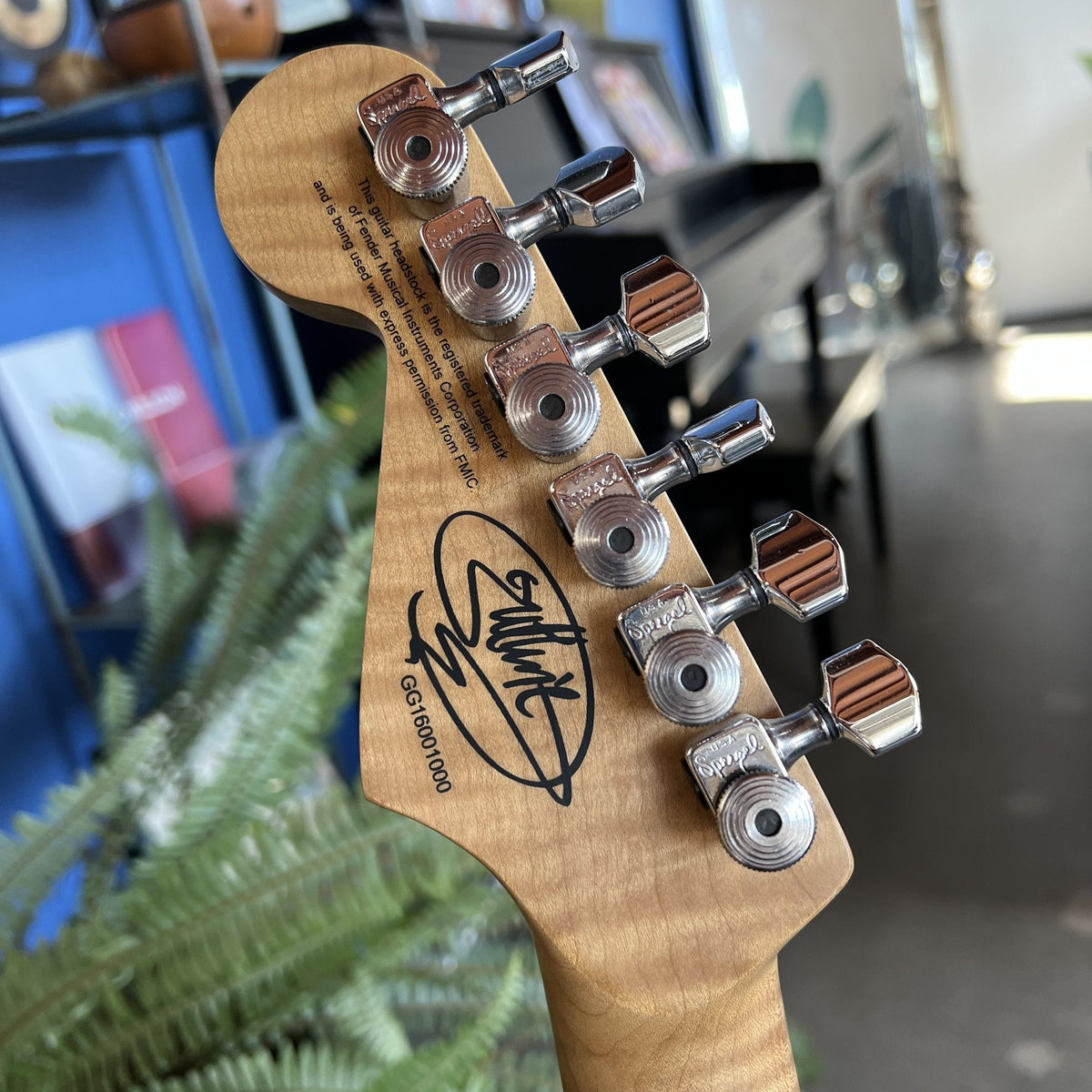 Charvel Guthrie Govan Signature HSH Limited Britannica Red - 2016