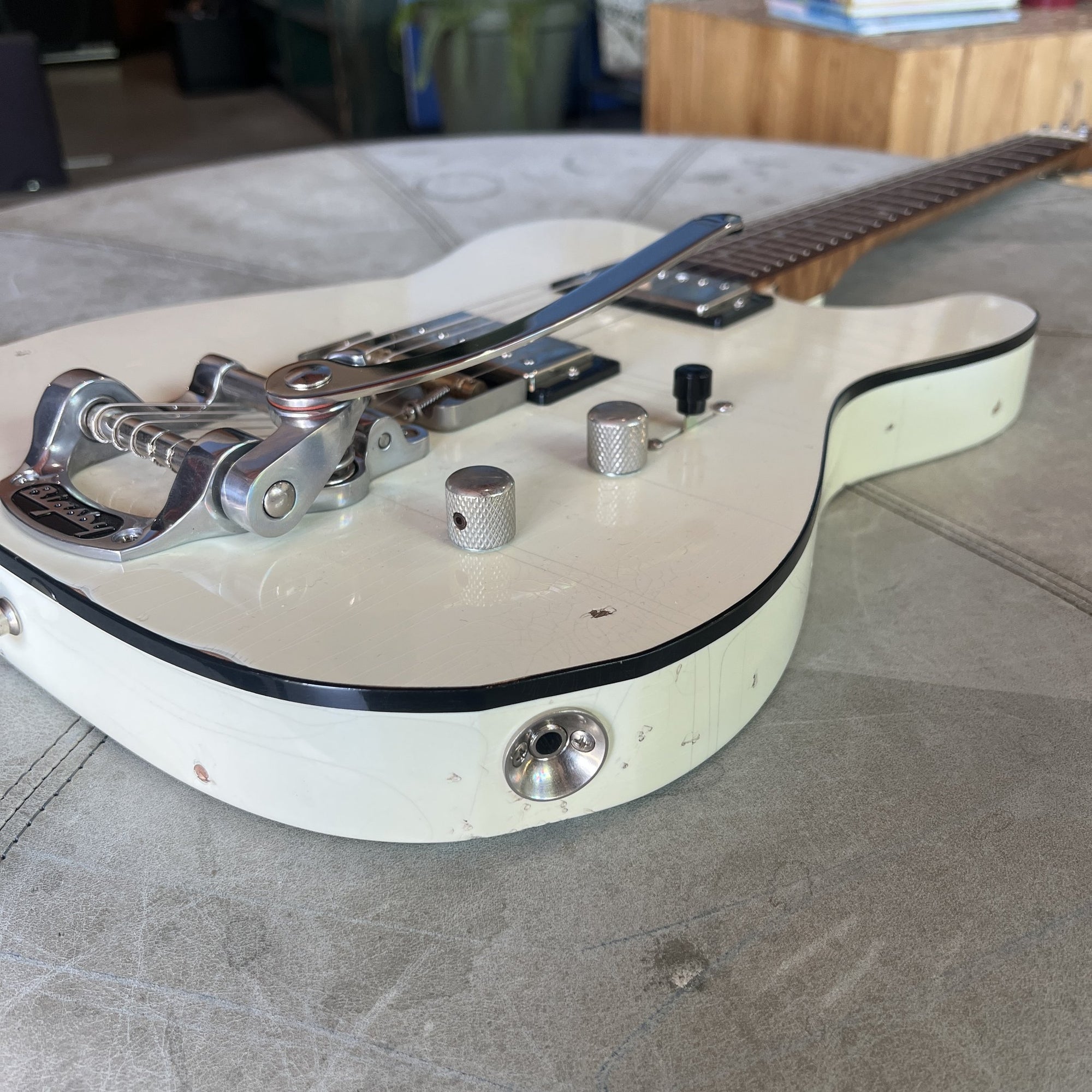 2022 Iconic Guitars Tamarack VM - Olympic White