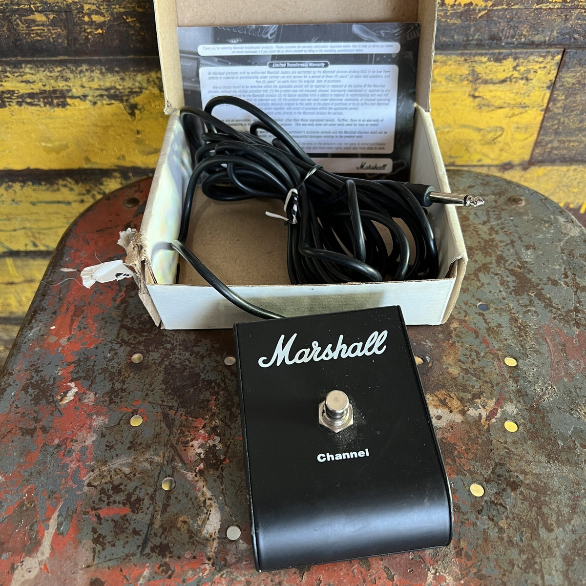 Marshall JCM 2000 DSL 100 Head & 1960AV 4x12 Cabinet