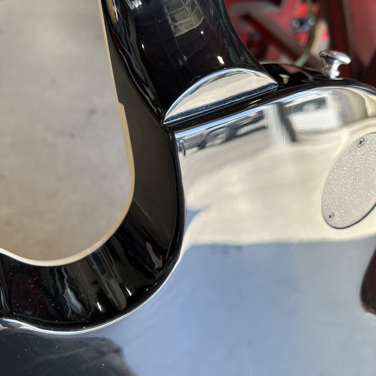 2016 Gibson Les Paul Classic - Ebony