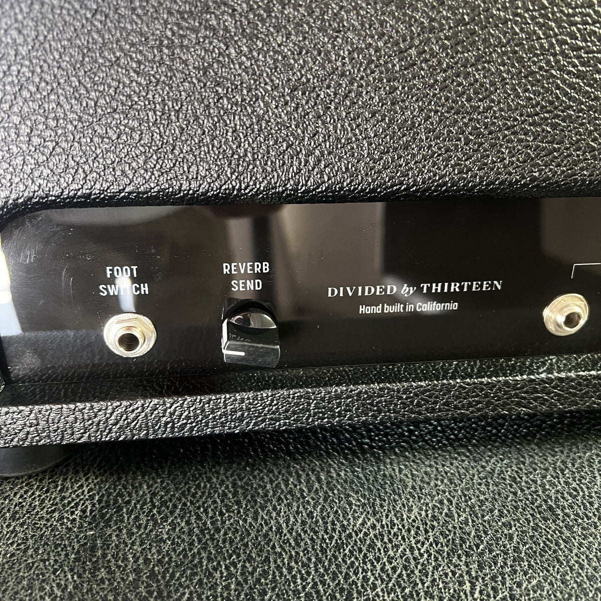 Divided by 13 FRT 37 Head - Black Bronco Tolex / Cream V