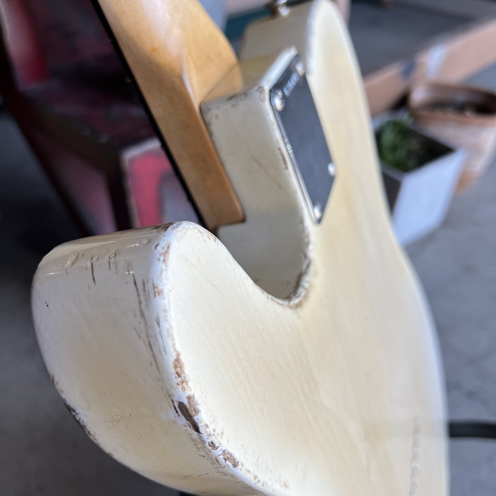 Revelator Guitars - RetroSonic T-Style - White Guard - #63640